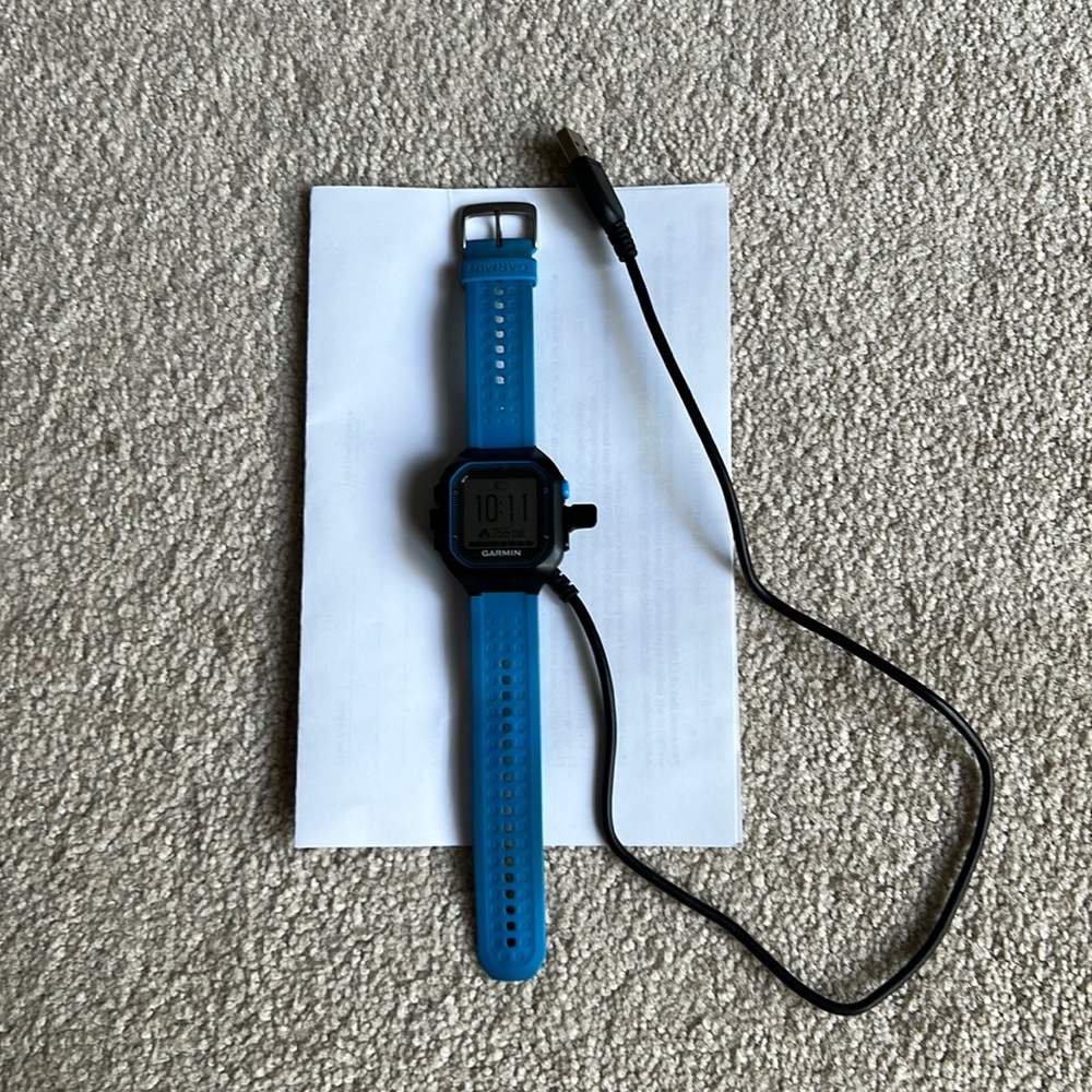 Garmin Forerunner 25. Well used but works great